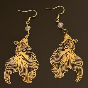 Hand Made Gold Fish earrings with pink bead bubble